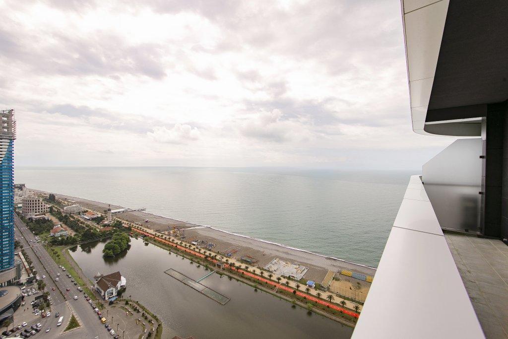 Alliance Palace Batumi Exterior photo